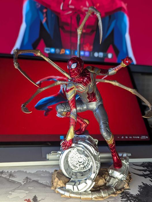 Фігурка Людина Павук 18cm. Hasbro Marvel Spider Man Колекційна Фігурка