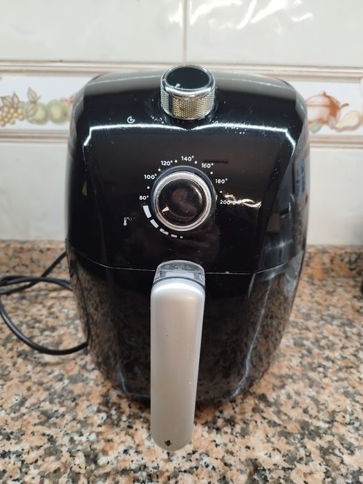 Air fryer preta silvercrest 1.5l