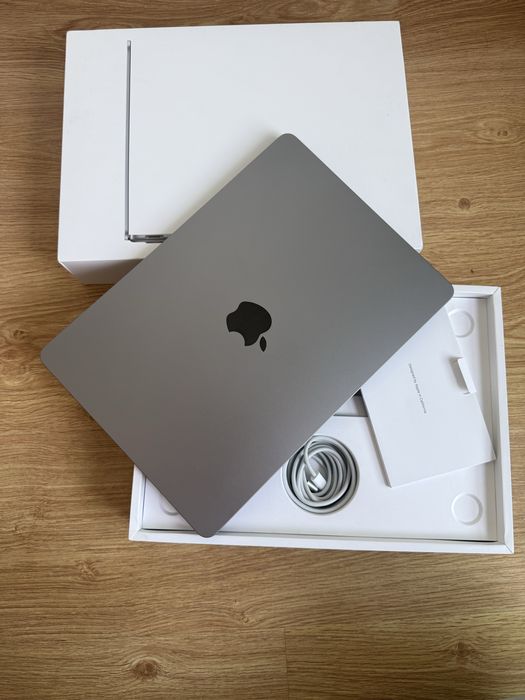Macbook Air M2 de 256gb ( Como Novo)