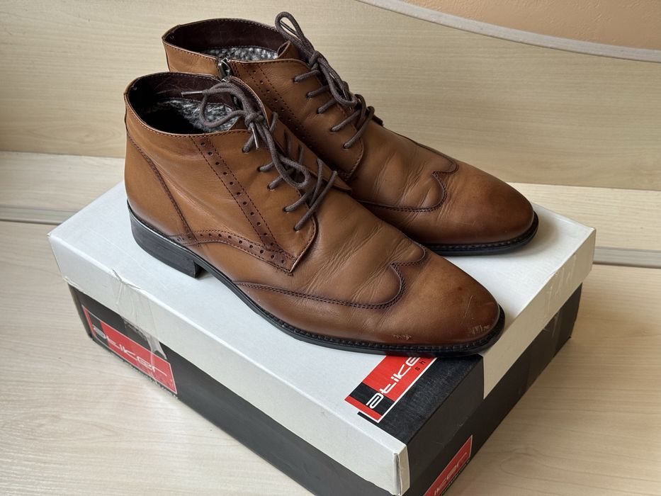 Туфлі. Черевики. Respect