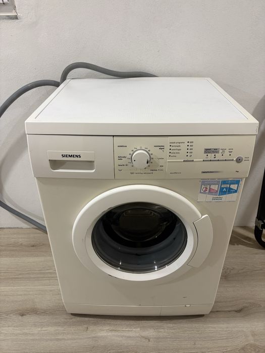 Maquina de lavar roupa