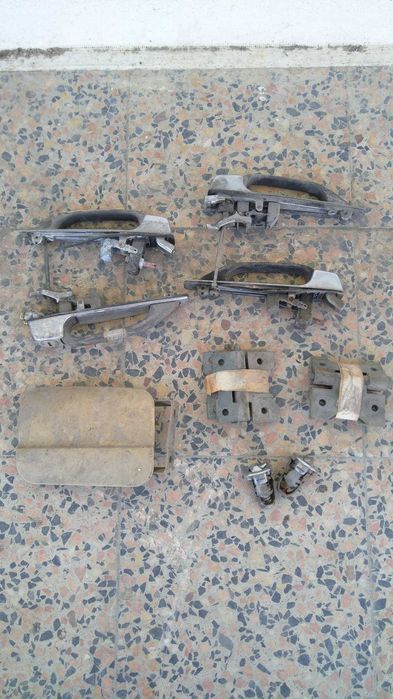 Mercedes w123 material suplente