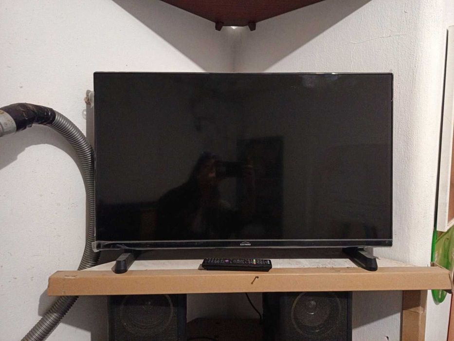 TV Electronia LED24HDE- Ref.: E-1