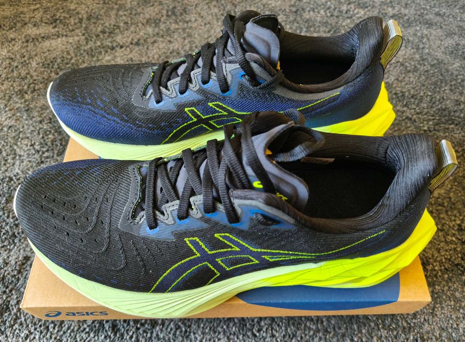 Ténis de Corrida Asics Novablast 4 – Estado Muito Bom - Tamanho 41,5