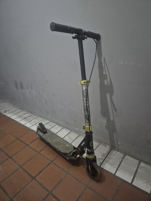 Trotinete Oxelo Mid 5 com Suspensão e Travão de Guidão – Usada