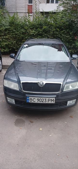 Автомобіль Шкода Октавія