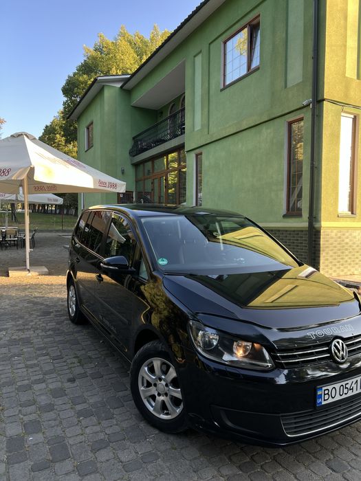 volkswagen touran 2011