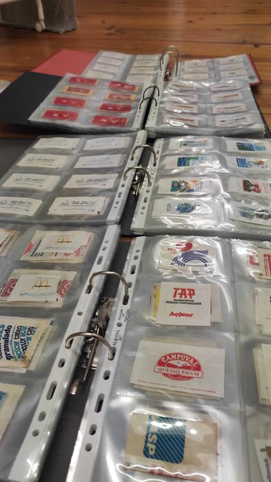 Sugar Packet Collections / Each dossier contains over 300 packets64552363466371120