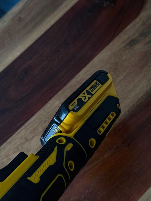 Klucz Udarowy Grzechotka pod baterie DEWALT XR Długie Wrzeciono