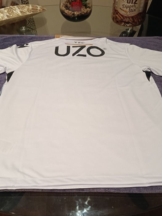 Camisola Vitória época 25 26