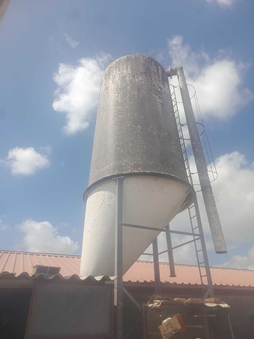 Silo de ração 12 toneladas