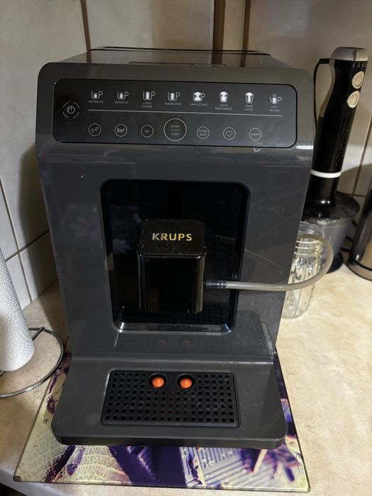 Ekspres automatyczny krups EA897B10