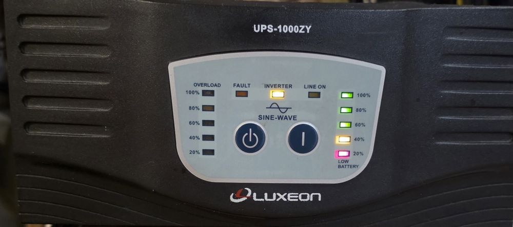 преобразователь инвертор Luxeon UPS-1000