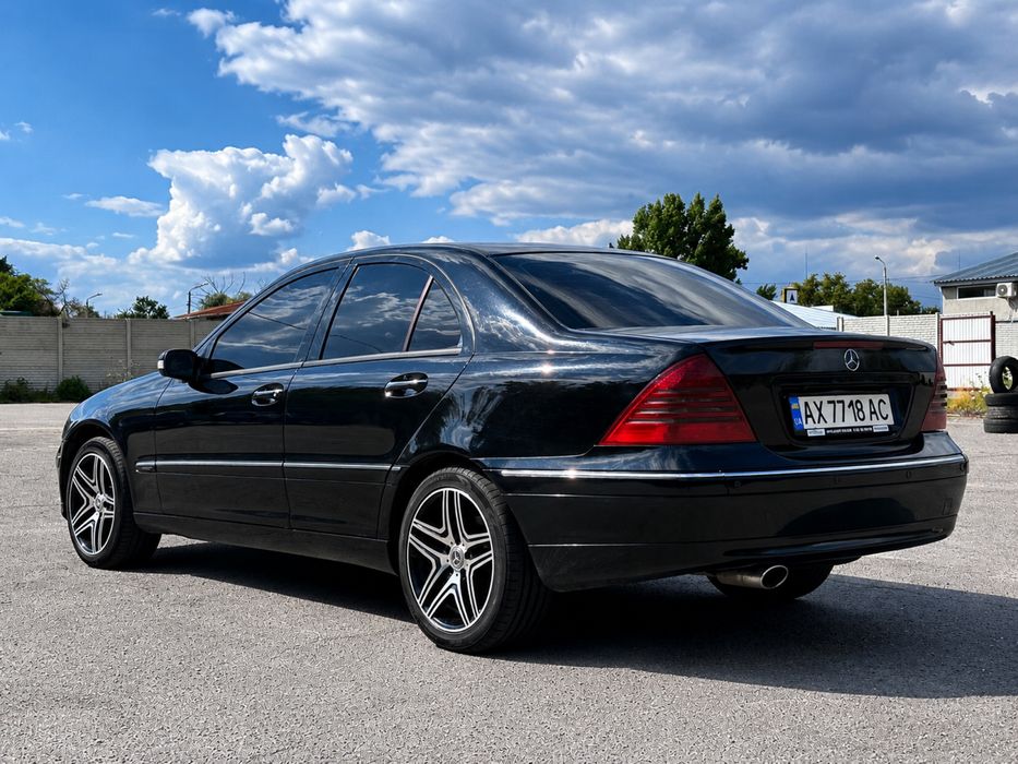 Mercedes-Benz C-Class 2004 VIN WDB2030461A641019 фото оголошення 4 з 11