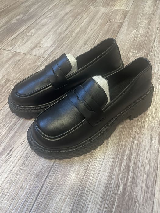 Лофери. Розмір 39.  24,5см