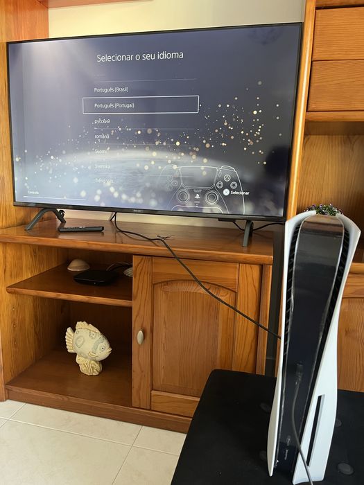 PS5 825GB com leitor de discos + comando