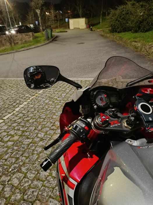 Suzuki GSXR 1000 k8