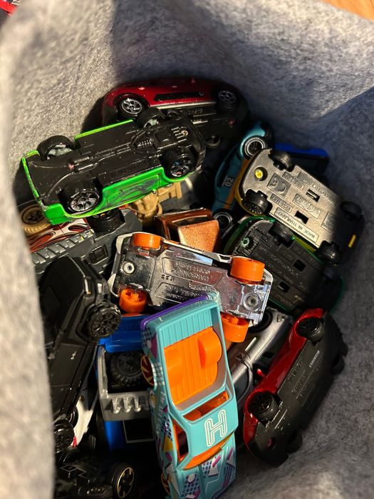 Hotweels i inne samochody