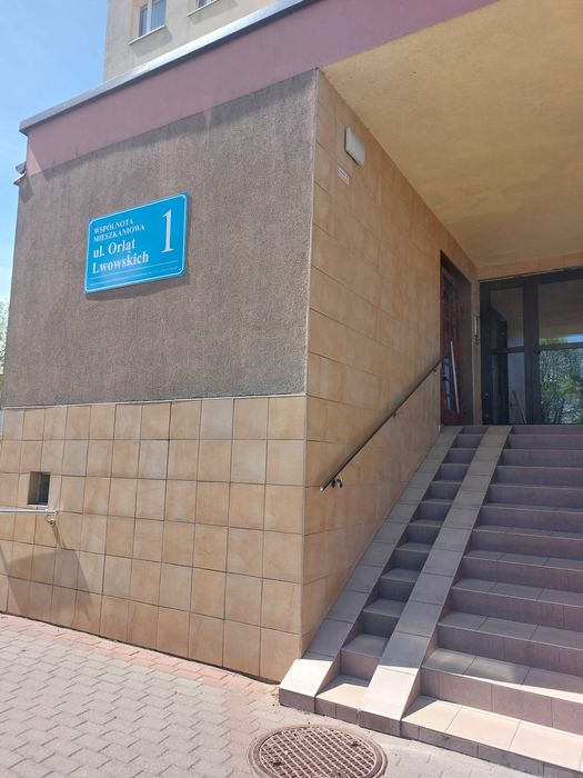 Tani lokal na osiedlu-parter.