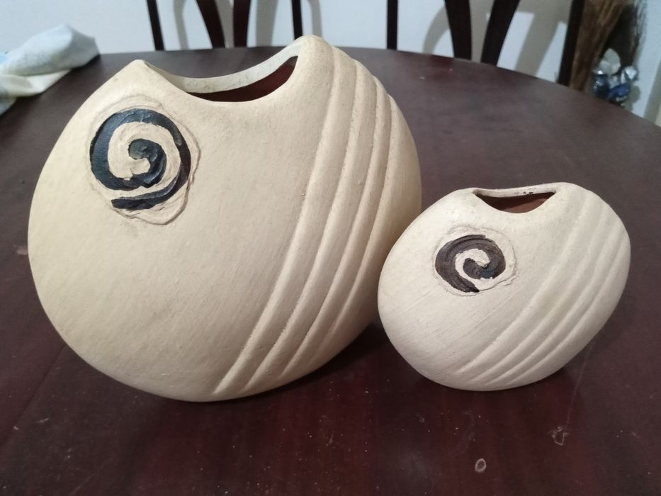 Par de jarras de porcelana