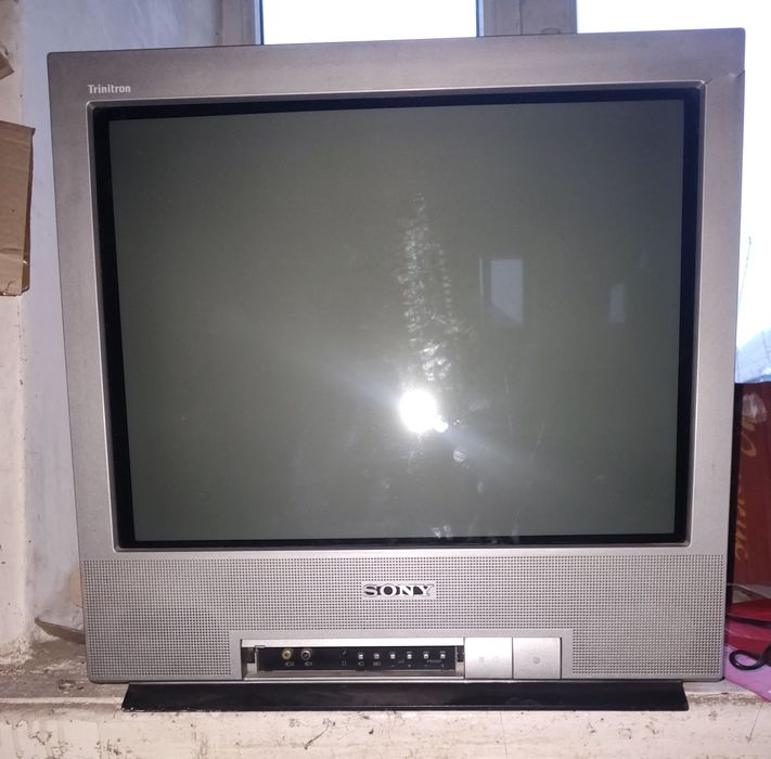 Телевизор Sony Trinitron KV-21 FT 1K на запчасти