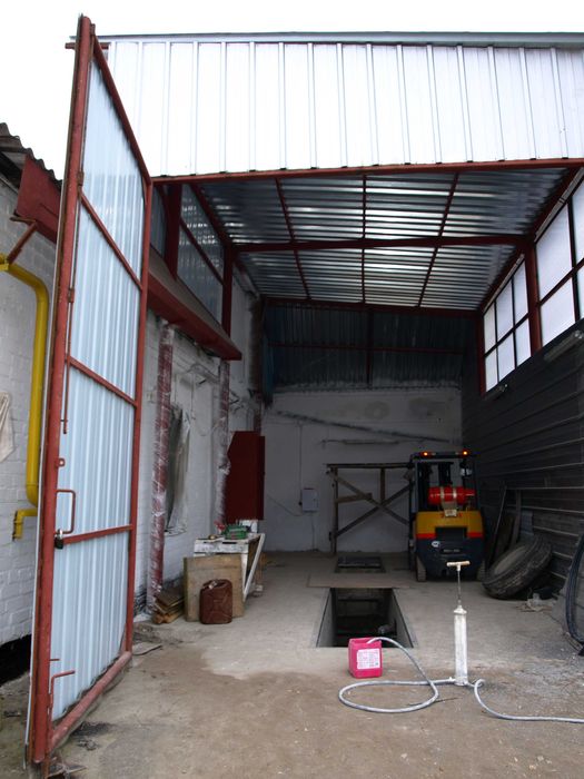 Сдаётся в аренду охраняемая территория (2 Га) под склад, офис, стоянку