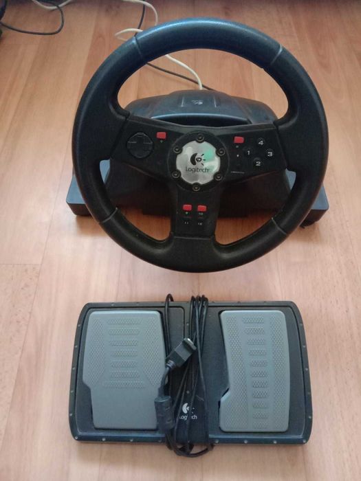 Руль Logitech WingMan Formula Vibration Feedback Wheel. и педали