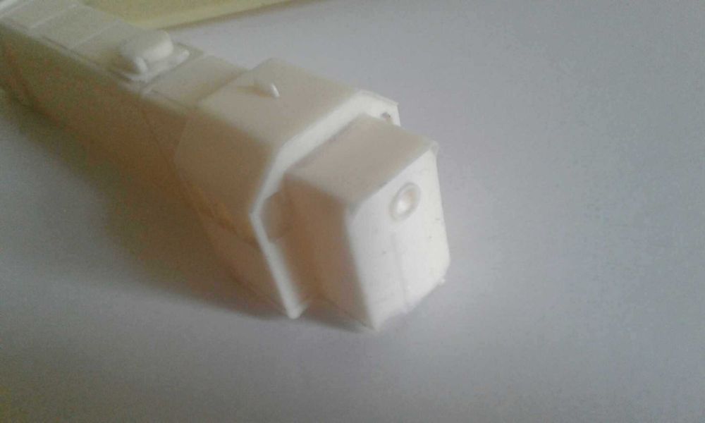 Obudowa TEM2 w skali 1:87 żywica nowy