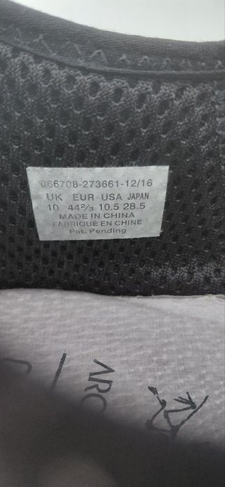 Тренінгові кросівки Arc'teryx