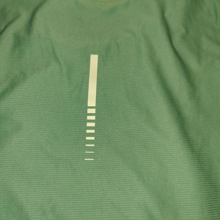 T-shirt damski sportowy Asics roz.M