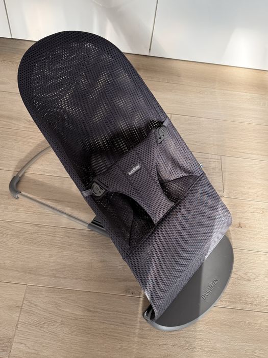 Bujak leżak Babyjorn granatowy