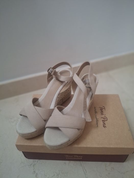 Sandálias Tony Pons