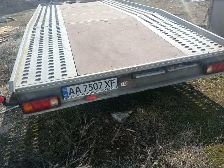Продам прицеп лафет Niewiadow.