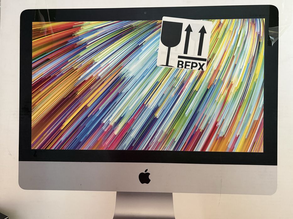 Apple iMac 21.5 4k 2017 256GB SSD+1TB HDD/8gb DDR4/Radeon Pro 560/core i5 a1418 моноблок