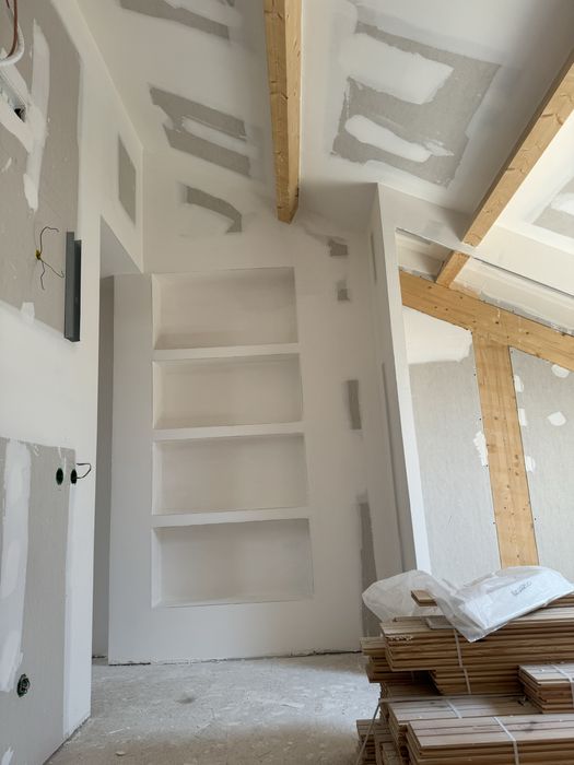 Trabalhos em pladur, tetos, divisórias barramento, pinturas