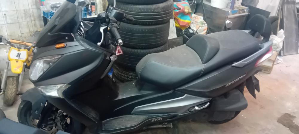 Sym  GTS 125 i  revisão  feita