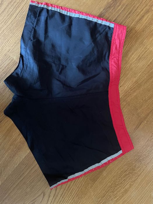 Жіночі шорти adidas, s