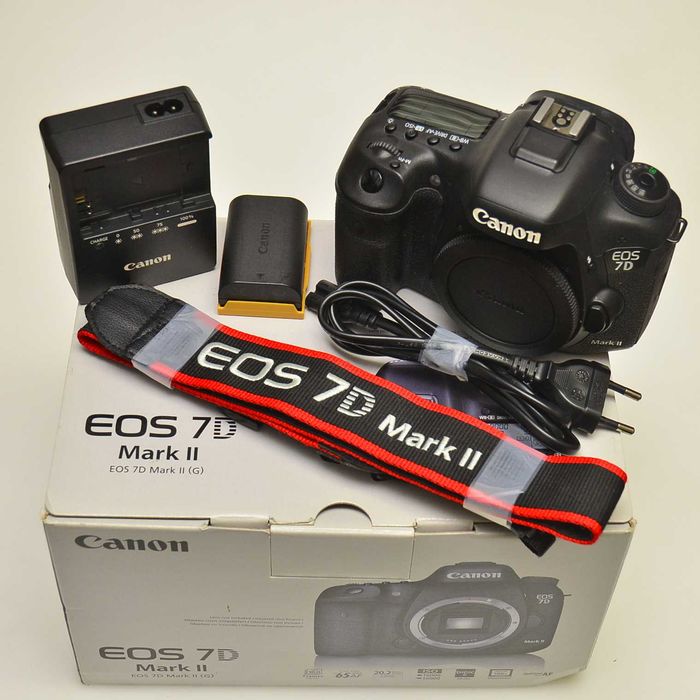 Lustrzanka Canon EOS 7D Mark II body Gwarancja!