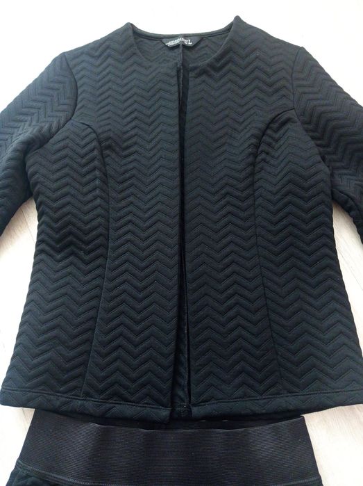 Garsonka damska rozm. L , nowa bez metki.