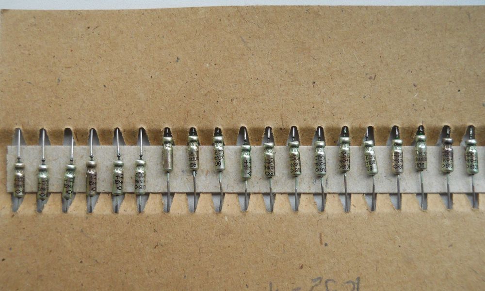 Конденсаторы  К52-1