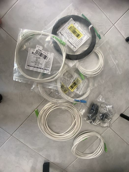 Optical Cables of Various Sizes64750663656707120