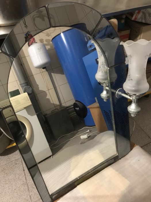 Дзеркало у ванну кімнату