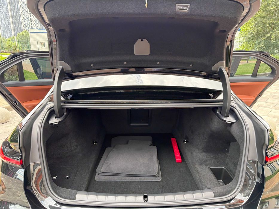 BMW 7 Series 2025 VIN WBA21EJ000CV85143 фото оголошення 23 з 24
