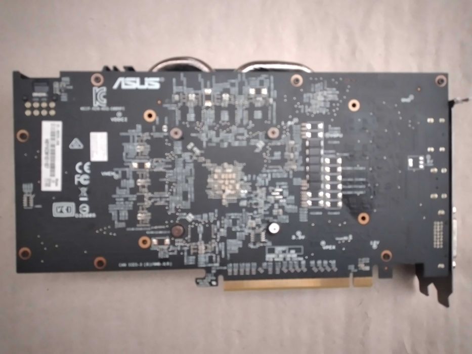 Graphics Card - ATI RX57064584353538178121