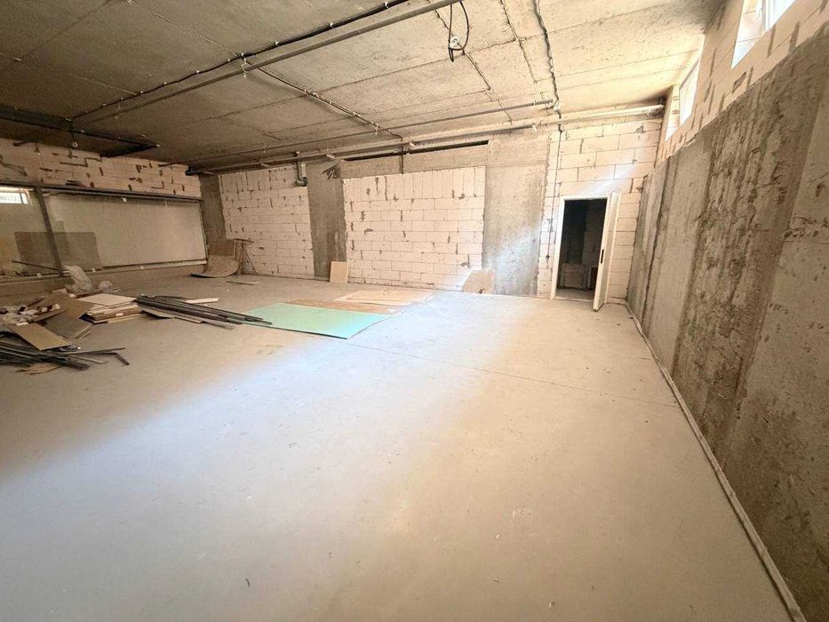 Оренда залів від 100 до 600 м² в новому ЖК "Olympik Park"  Під бізнес студія танців або фітнес клуб.