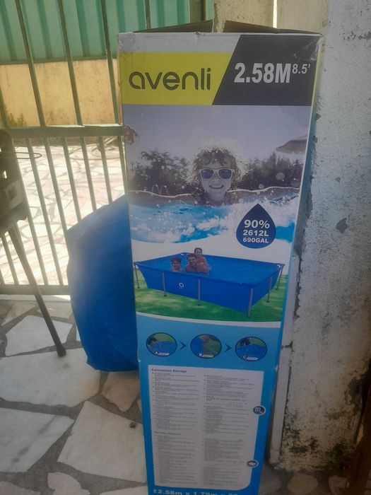 Vendo Piscina para Jardim / Quintal