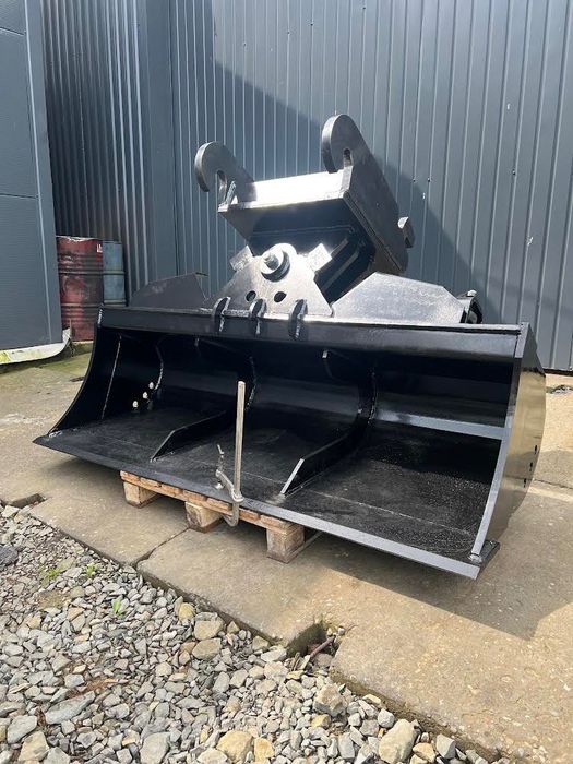 Łyżka skarpowa hydrauliczna 200cm 14,5-18t CW40 S60