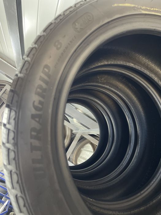 Зимові шини 245/45r18 Good/Year. Ціна 3000грн/шт.