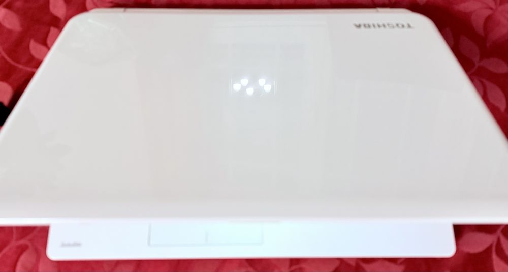 Portatil Toshiba L50-B I5 com Radeon