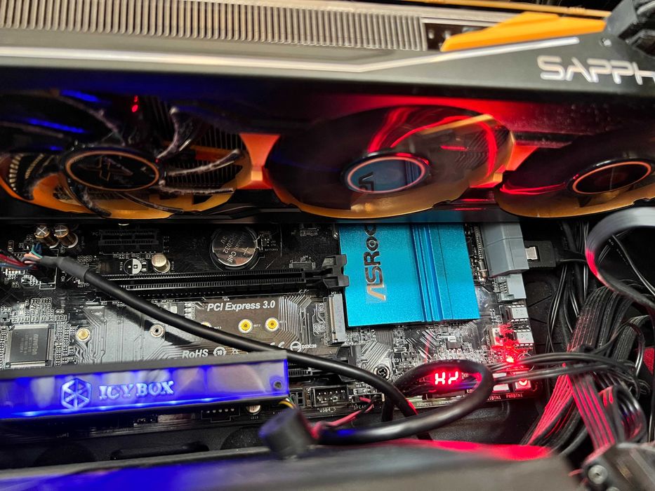 Zestaw Komputer Intel i7 4.0GHz, 4.4GHz turbo 3TB NVMe,  Win10 do gier